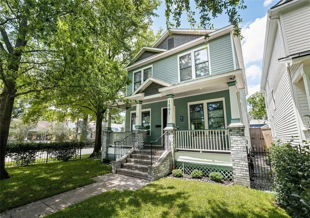 2nd image of 1601 Columbia St, Houston, TX 77008 | MLS# 13982770