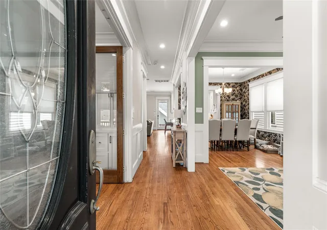 5th image of 1601 Columbia St, Houston, TX 77008 | MLS# 13982770