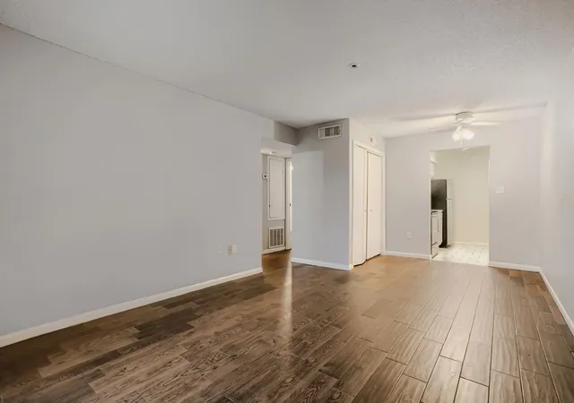 3rd image of 260 El Dorado Blvd #2903, Webster, TX 77598 | MLS# 8223333