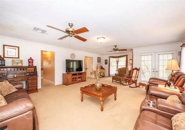 4th image of 464 River Rd, Angleton, TX 77515 | MLS# 4535357