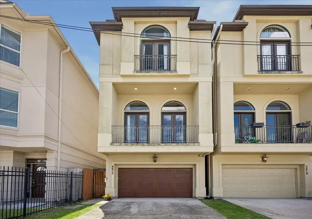 1st image of 5817 Feagan St, Houston, TX 77007 | MLS# 89001643