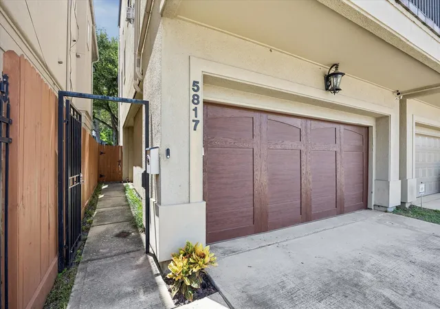 31st image of 5817 Feagan St, Houston, TX 77007 | MLS# 89001643