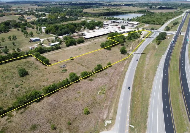 Photo 3 of Land for sale at 1801 S Mechanic, El Campo, TX 77437 | MLS# 71867640 | Listing updated on 2026-04-10
