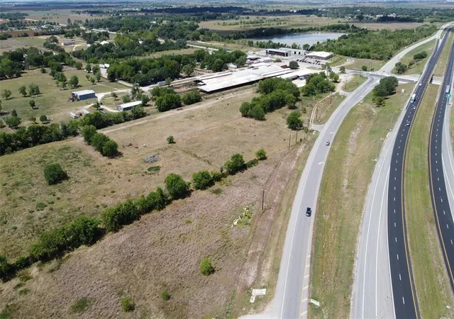 Photo 4 of Land for sale at 1801 S Mechanic, El Campo, TX 77437 | MLS# 71867640 | Listing updated on 2026-04-10