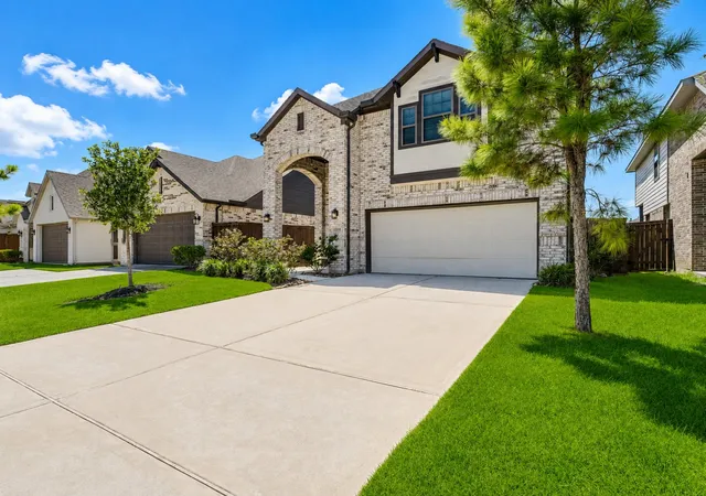 Photo 3 of Single family home for sale at 12234 Texas Trumpet Trl, Humble, TX 77346 | MLS# 61247236 | Listing updated on 2026-09-19