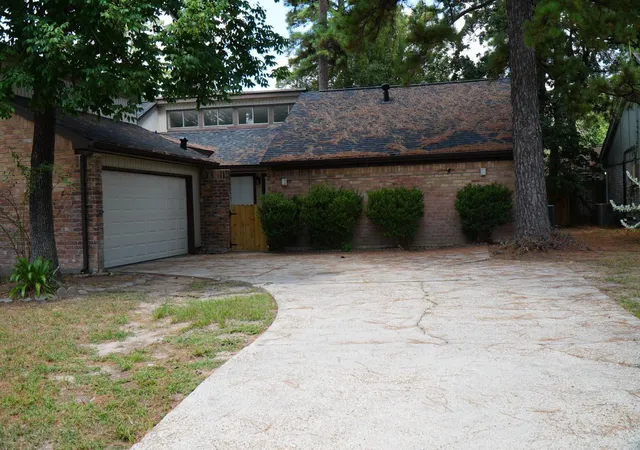 Photo 2 of Single family home for sale at 22707 Cranberry Trail, Spring, TX 77373 | MLS# 24472357 | Listing updated on 2026-10-17