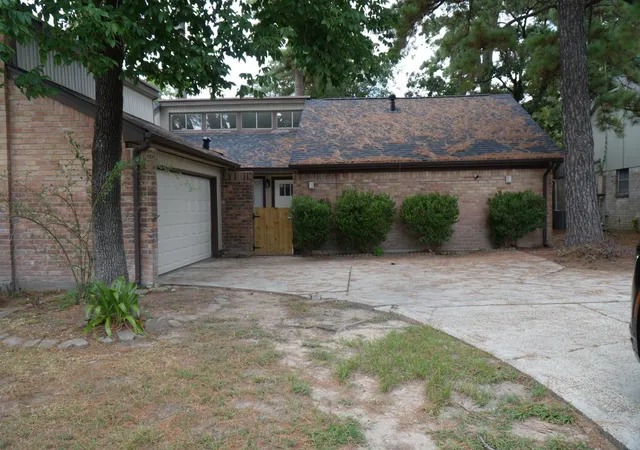 Photo 3 of Single family home for sale at 22707 Cranberry Trail, Spring, TX 77373 | MLS# 24472357 | Listing updated on 2026-10-17