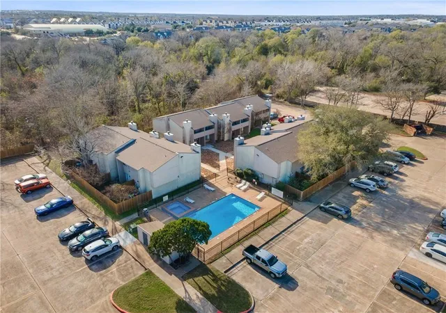 Homes for sale in College Station, TX | 1902 Dartmouth St #L4, College Station, TX 77840 | MLS# 81567305