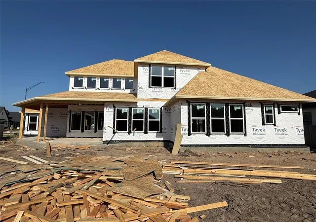 Photo 3 of Single family home for sale at 2022 Pebble Bend Dr, College Station, TX 77845 | MLS# 83526529 | Listing updated on 2026-09-24