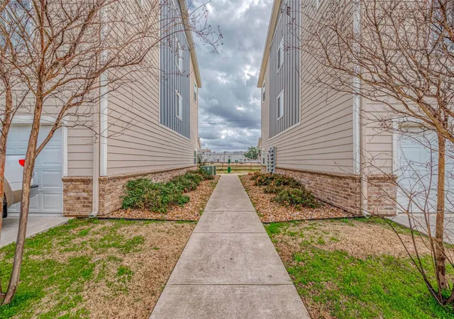 4th image of 21155 Gosling Rd #15 A-B, Spring, TX 77388 | MLS# 29446924