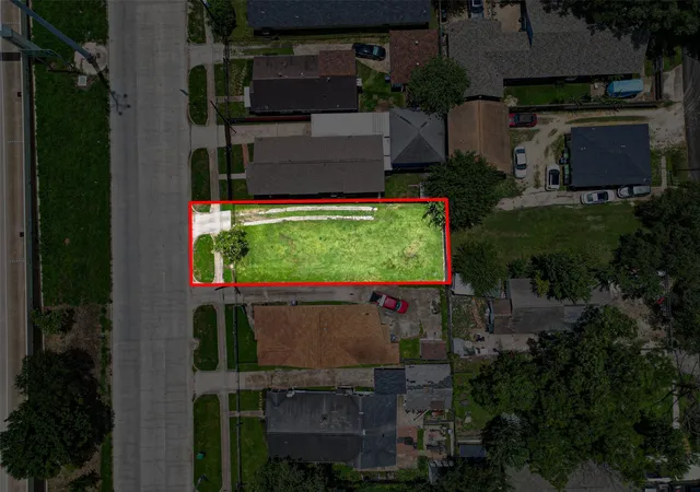 1st image of 3207 Eastex Fwy, Houston, TX 77026 | MLS# 40841820