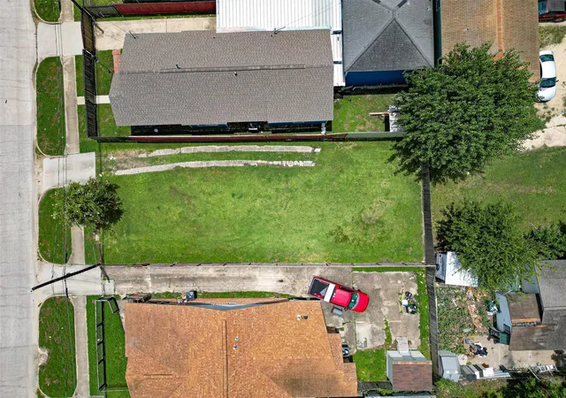 2nd image of 3207 Eastex Fwy, Houston, TX 77026 | MLS# 40841820