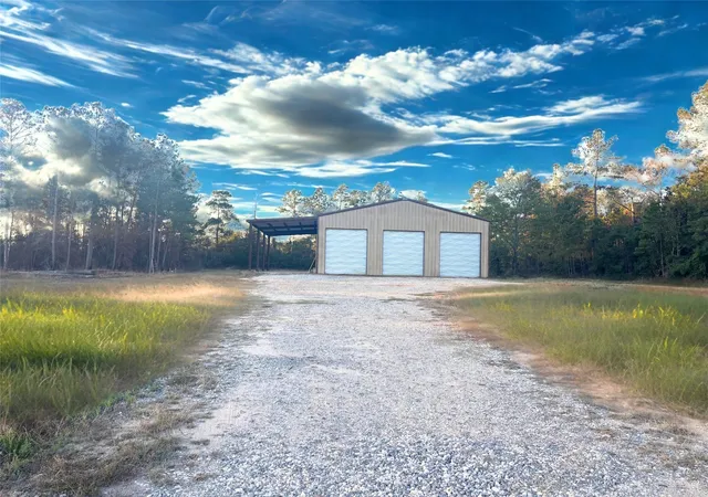 1st image of 18074 Hill Rd, Cleveland, TX 77328 | MLS# 24512651
