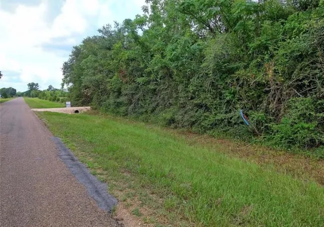 Photo 4 of Land for sale at 3586 County Rd 106, Garwood, TX 77442 | MLS# 58476068 | Listing updated on 2026-09-28