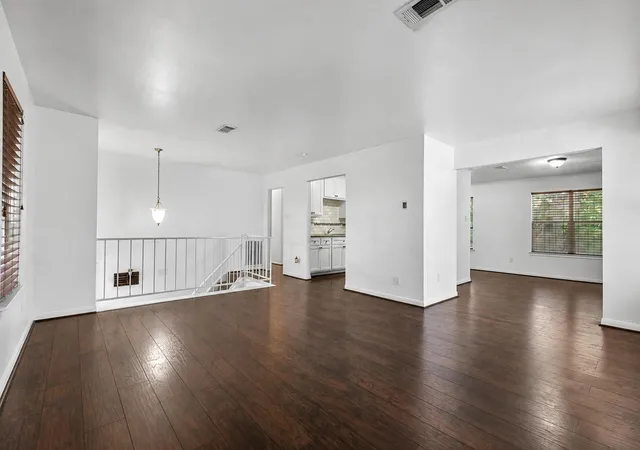 Photo 4 of Single family home for sale at 23026 Harrowby Dr, Spring, TX 77373 | MLS# 88550359 | Listing updated on 2026-09-19