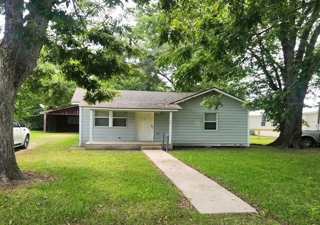 1st image of 330 North Ann Street, Sour Lake, TX 77659 | MLS# 74002785