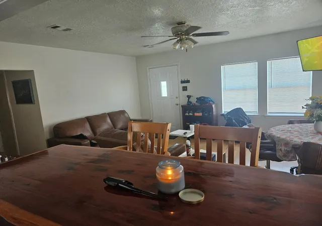 3rd image of 208 13Th St, Dickinson, TX 77539 | MLS# 25617277