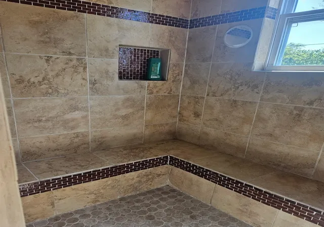 4th image of 208 13Th St, Dickinson, TX 77539 | MLS# 25617277