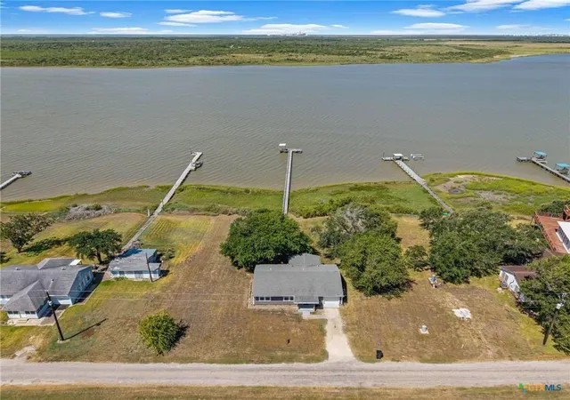 Photo 1 of Single family home for sale at 532 County Road 311, Port Lavaca, TX 77979 | MLS# 54010157 | Listing updated on 2026-08-28