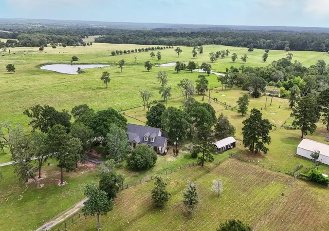 Homes for sale in Navasota, TX | 32540 Courtney, Navasota, TX 77868 | MLS# 61887477