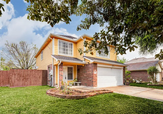 Photo 2 of Single family home for sale at 2202 Falling Oaks Rd, Houston, TX 77038 | MLS# 62079562 | Listing updated on 2026-07-15