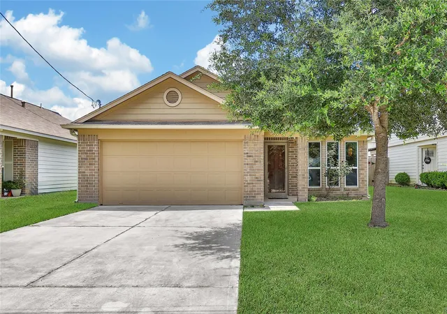 Photo 1 of Single family home for sale at 16771 N Rail Dr, Conroe, TX 77385 | MLS# 44827313 | Listing updated on 2026-06-27