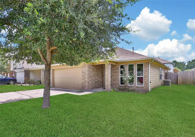 Photo 2 of Single family home for sale at 16771 N Rail Dr, Conroe, TX 77385 | MLS# 44827313 | Listing updated on 2026-06-27