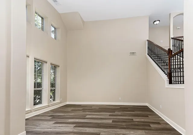 Photo 4 of Single family home for sale at 6327 Spring Crk Oaks Dr, Spring, TX 77379 | MLS# 47864026 | Listing updated on 2026-08-31