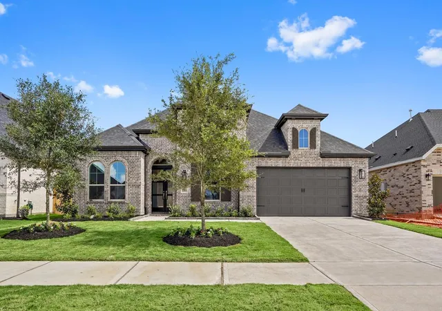Photo 2 of Single family home for sale at 31007 Peony Pl Dr, Fulshear, TX 77441 | MLS# 35436029 | Listing updated on 2026-10-09
