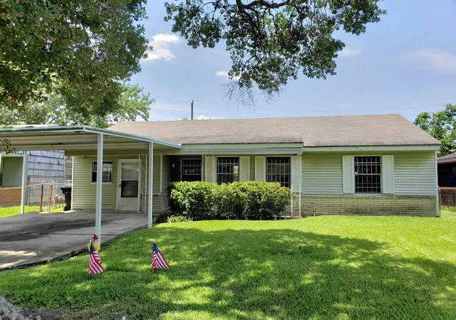 Homes for sale in Houston, TX | 8723 Wiggins St, Houston, TX 77029 | MLS# 70045890