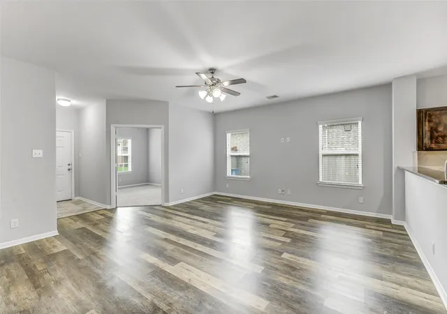Photo 3 of Single family home for sale at 18607 Legend Oaks Dr, Magnolia, TX 77355 | MLS# 2520342 | Listing updated on 2026-08-28