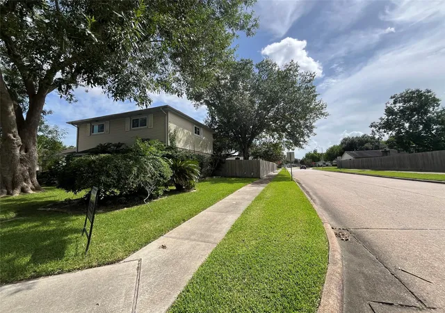 34th image of 6213 Creekside Ln, League City, TX 77573 | MLS# 21931314