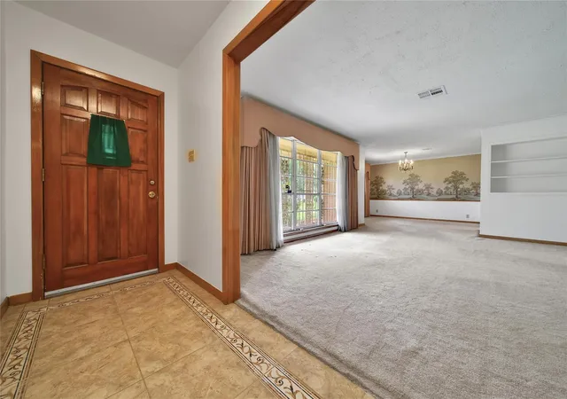 4th image of 115 E Thornton Rd, Houston, TX 77022 | MLS# 92179710