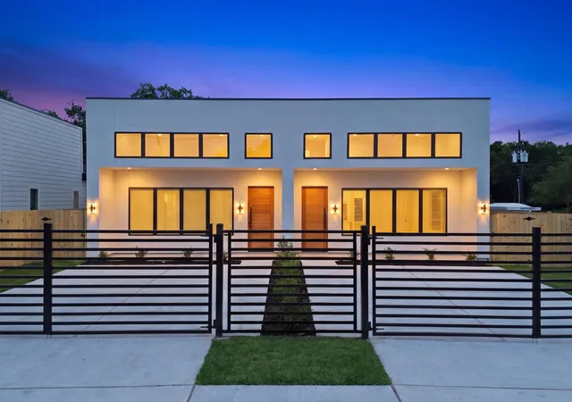 1st image of 8203 Calhoun St #A/B, Houston, TX 77033 | MLS# 97087725