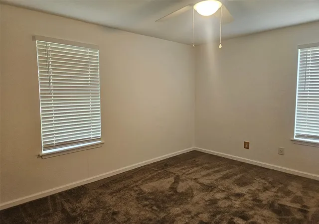 4th image of 302 Grayless St, Richmond, TX 77406 | MLS# 64806080