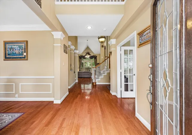 3rd image of 5410 Drakeview Ct, Sugar Land, TX 77479 | MLS# 48952927