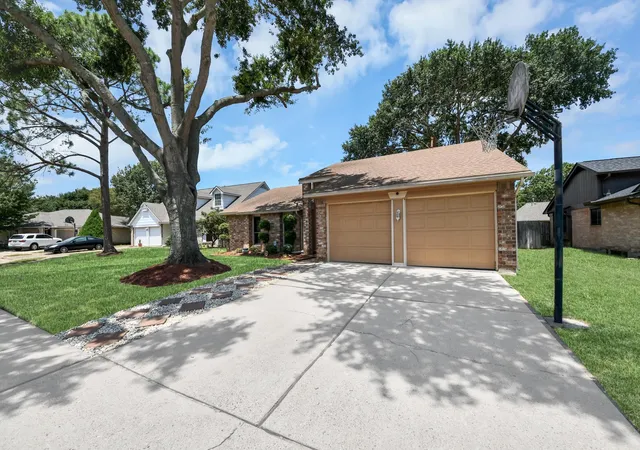 Photo 1 of Single family home for sale at 20010 Eastman Pl, Katy, TX 77449 | MLS# 37564108 | Listing updated on 2026-09-13