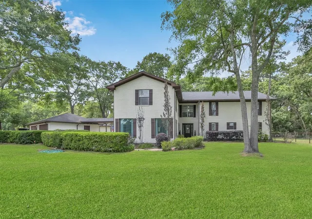 Homes for sale in New Waverly, TX | 17691 Rogers Rd, New Waverly, TX 77358 | MLS# 90979949