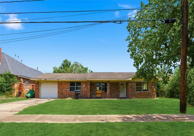 1st image of 5015 Bricker St, Houston, TX 77033 | MLS# 12375535