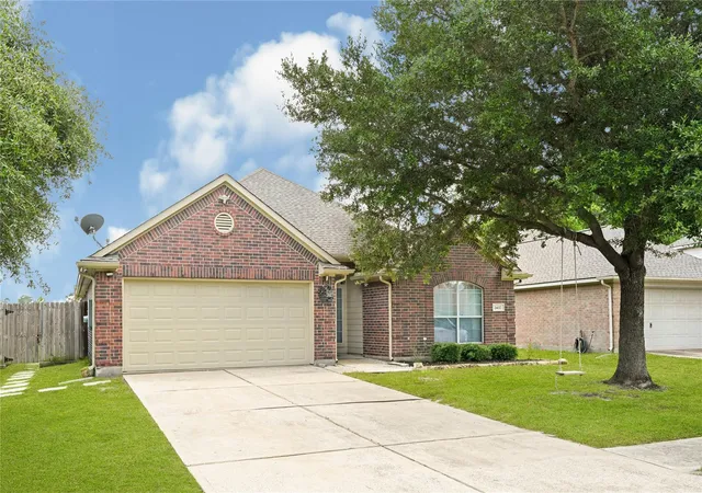 Photo 2 of Single family home for sale at 24027 Lestergate Dr, Spring, TX 77373 | MLS# 29449013 | Listing updated on 2026-07-27