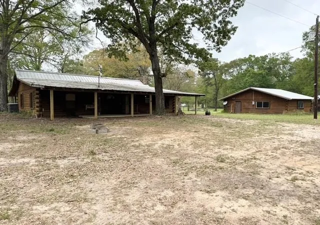 Photo 3 of Single family home for sale at 1393 County Rd 4020, Crockett, TX 75835 | MLS# 37648340 | Listing updated on 2026-09-14