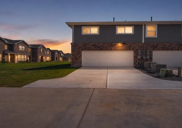 2nd image of 12727 Taymouth Manor Dr, Humble, TX 77346 | MLS# 48499692