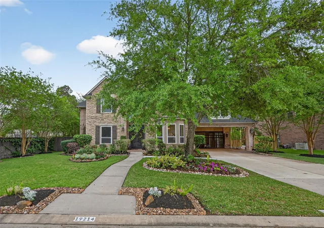 2nd image of 19214 Clear Sky Dr, Humble, TX 77346 | MLS# 68819366