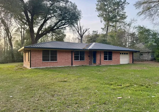Homes for sale in Woodville, TX | 370 Johnson St, Woodville, TX 75979 | MLS# 93162915