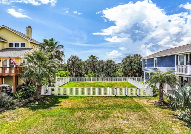 1st image of 4126 Nueces Dr, Galveston, TX 77554 | MLS# 7716840