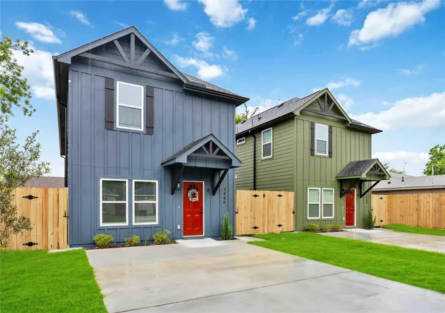 2nd image of 7946 Fields St #A/B, Houston, TX 77028 | MLS# 49094652