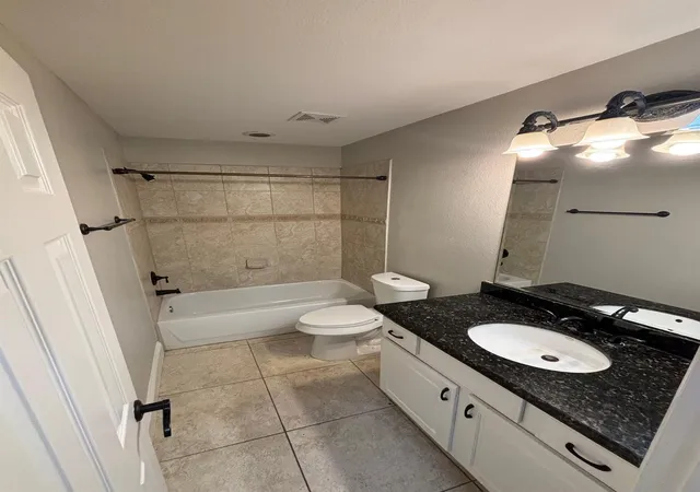 4th image of 342 Baron St, Houston, TX 77020 | MLS# 44772096