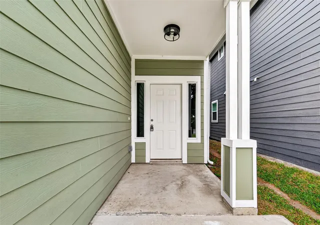 4th image of 716 Zoe St, Houston, TX 77020 | MLS# 96826217