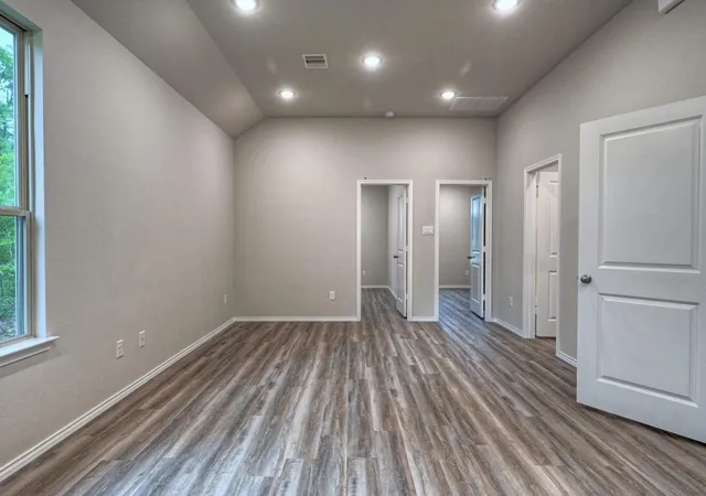 Photo 4 of Single family home for sale at 11724 White Cedar St, Willis, TX 77318 | MLS# 83399256 | Listing updated on 2026-07-04