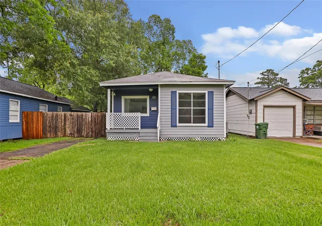 Homes for sale in Liberty, TX | 2605 Cornell St, Liberty, TX 77575 | MLS# 54922657